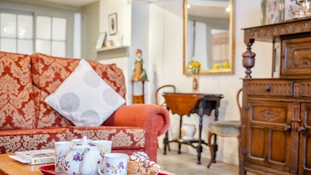 Photo of Livingroom in Alcester