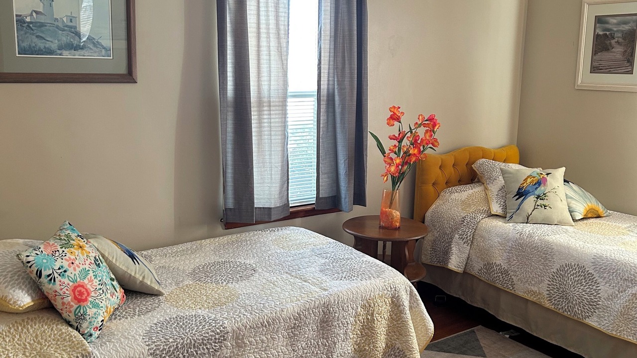 Photo of Bedroom in Oak Harbor