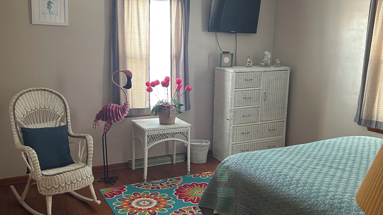 Photo of Bedroom in Oak Harbor