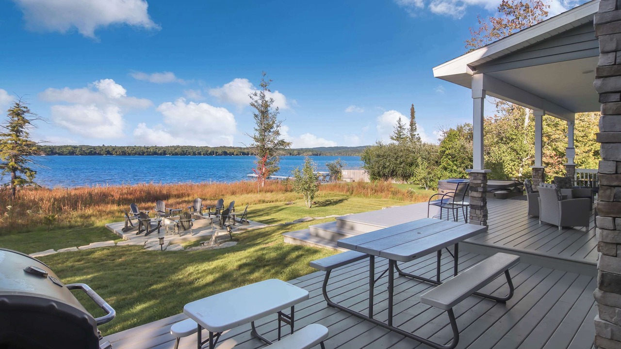 Photo of Outdoor in Maple City