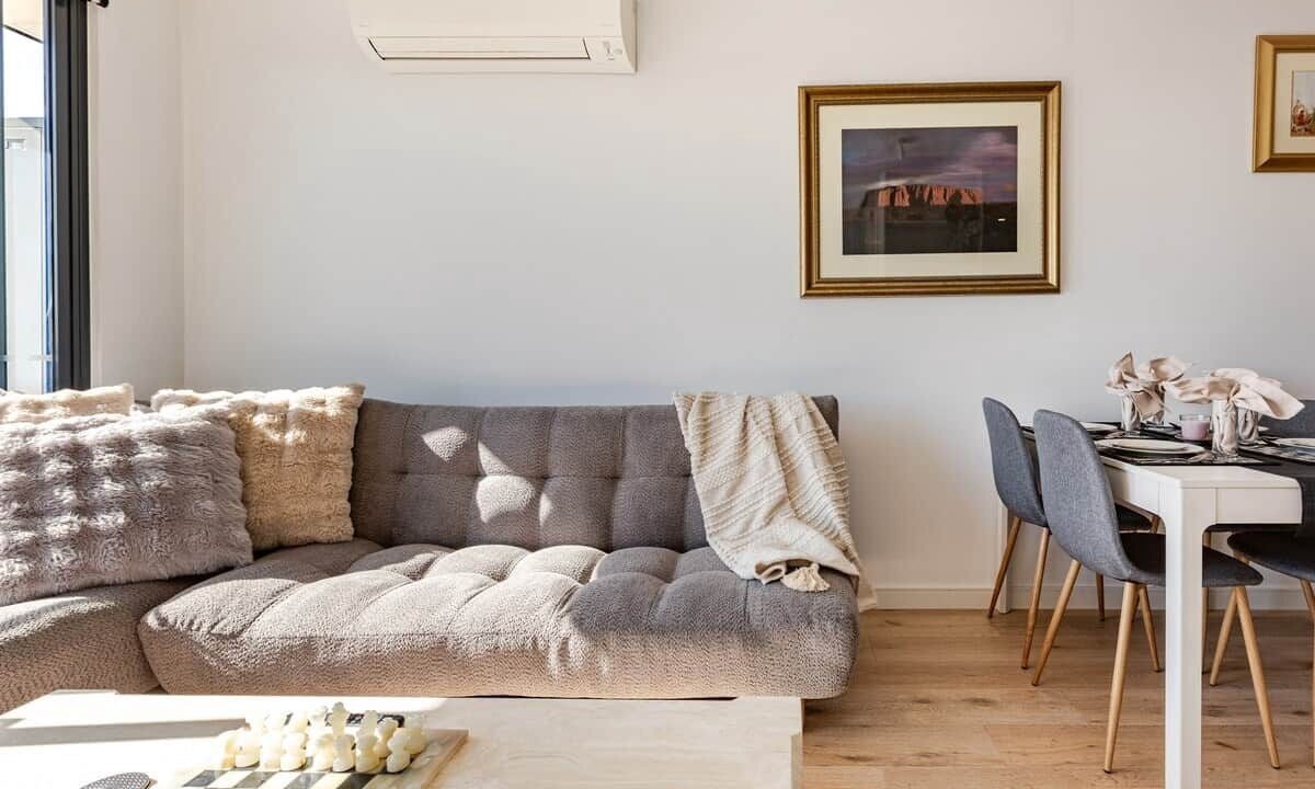 Photo of Livingroom in Carnegie