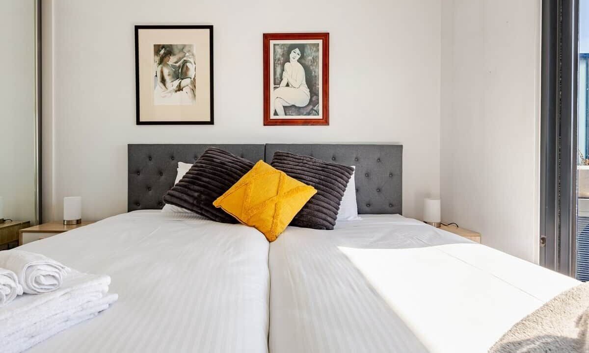 Photo of Bedroom in Carnegie