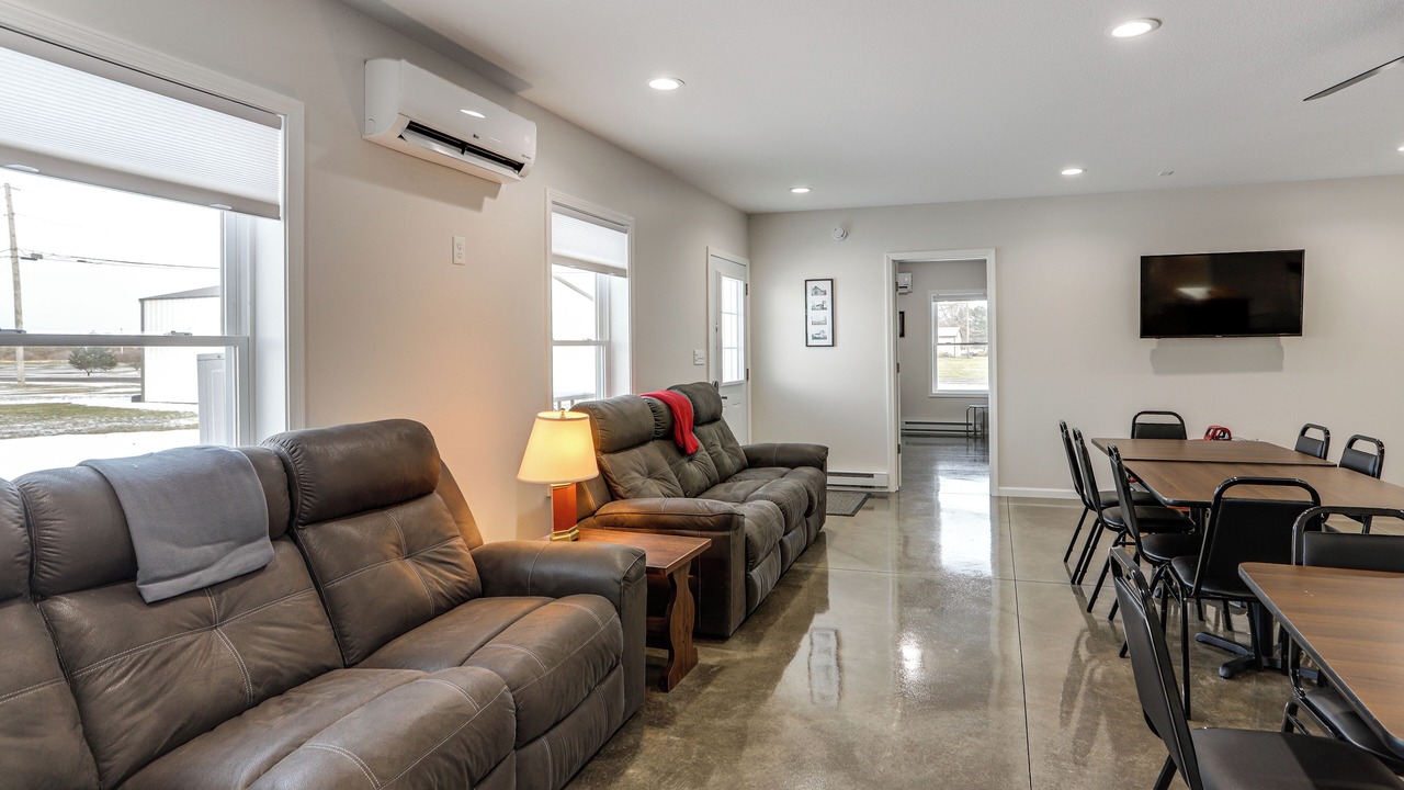 Photo of Livingroom in Oak Harbor