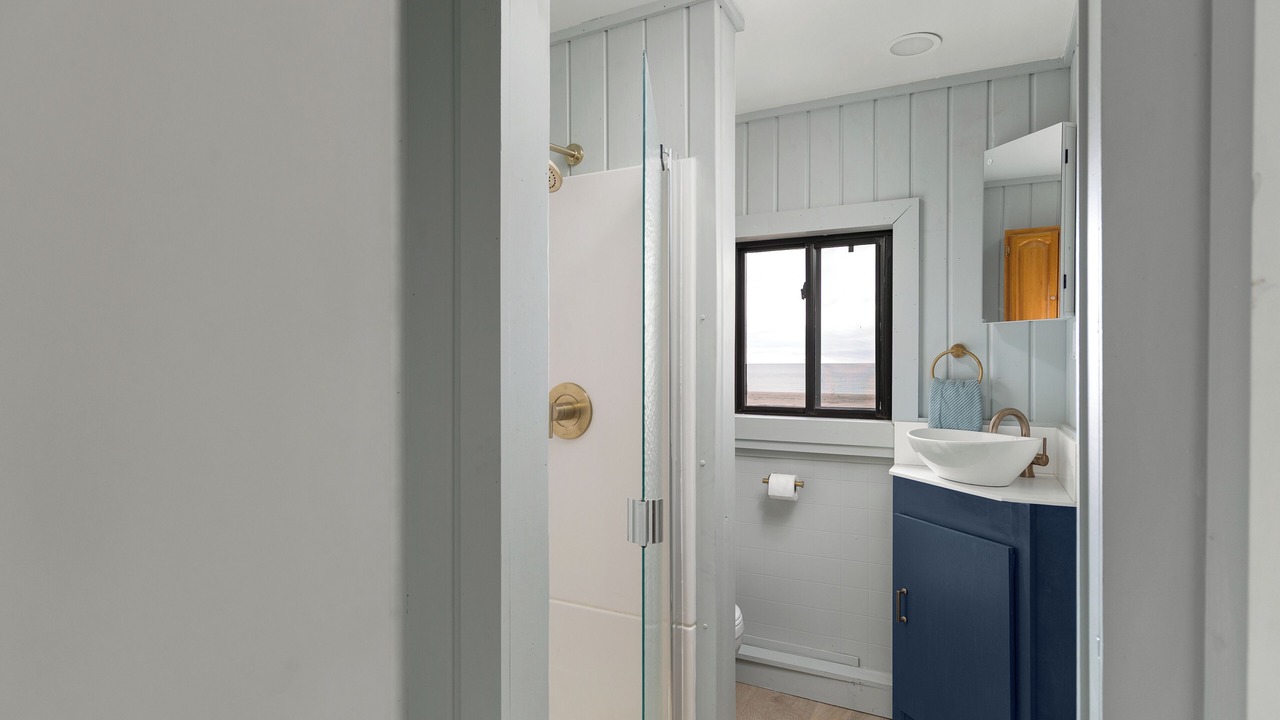 Photo of Bathroom in Greenbush
