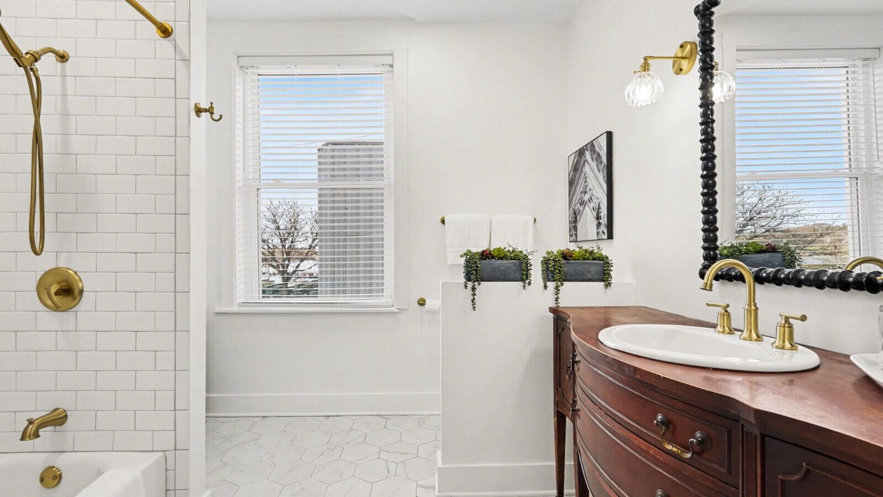 Photo of Bathroom in Bay City