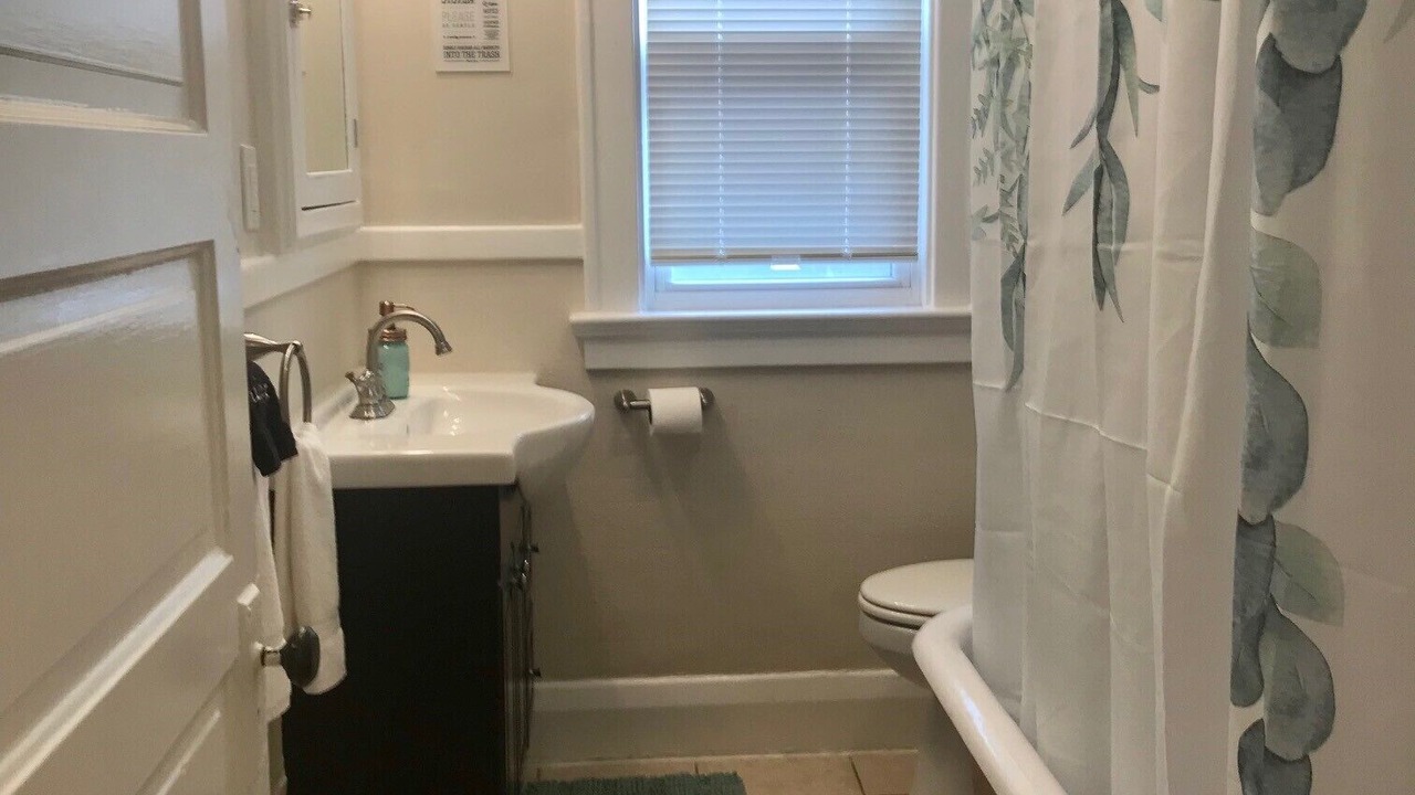 Photo of Bathroom in Toledo
