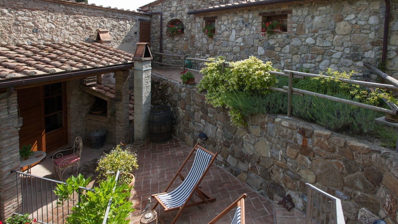 Photo of Others in Pomaia