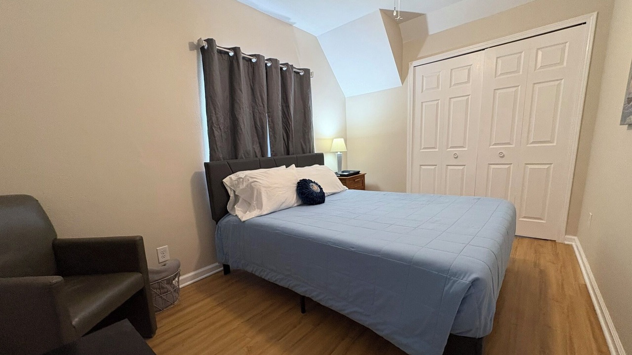 Photo of Bedroom in Toledo
