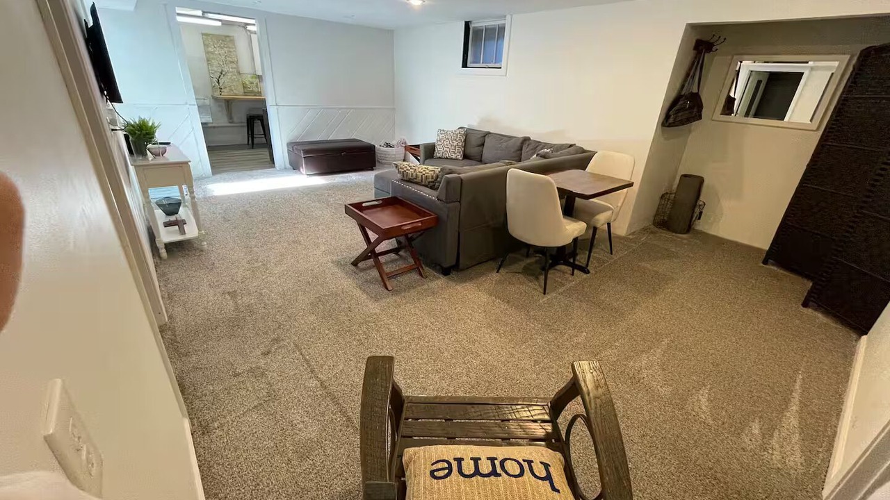 Photo of Livingroom in Midland