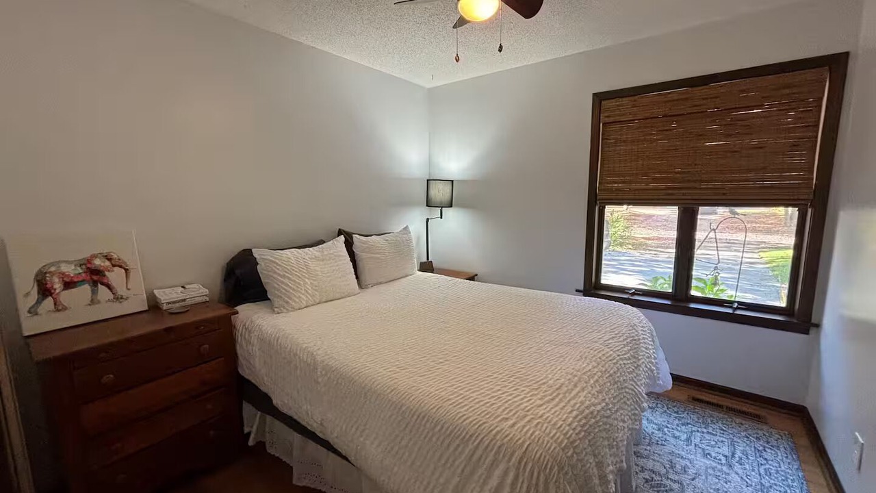 Photo of Bedroom in Midland
