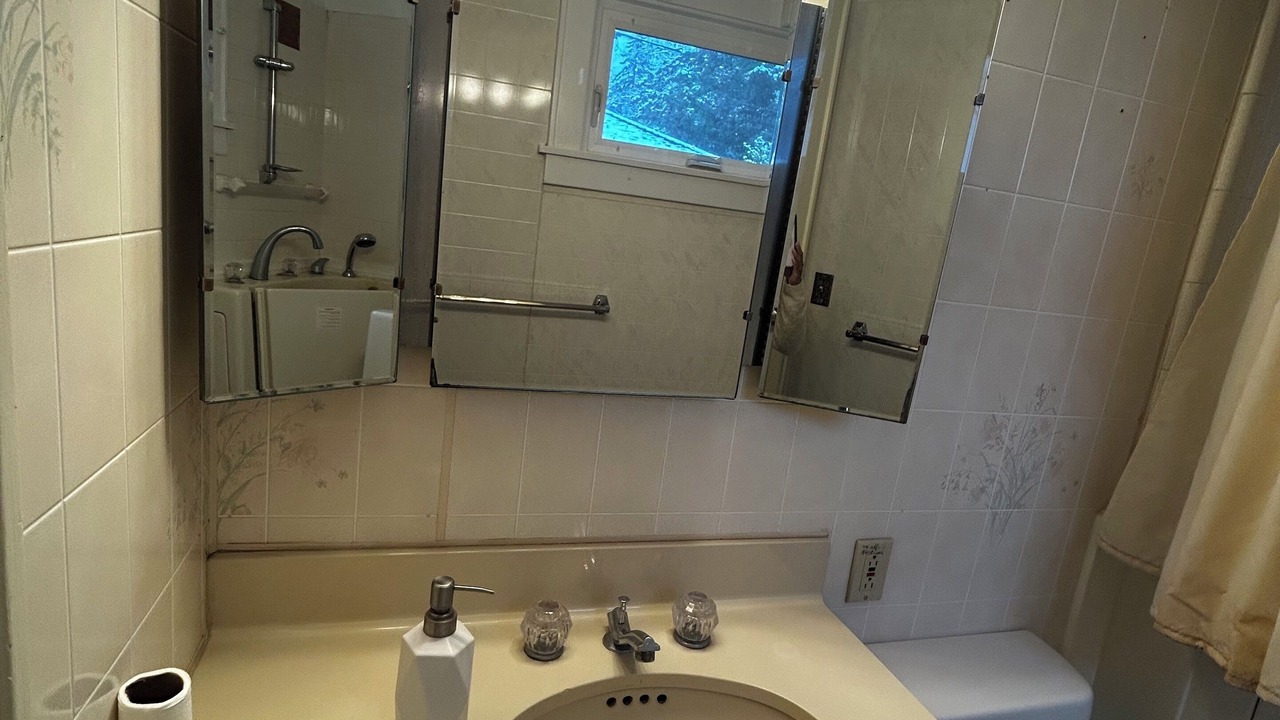 Photo of Bathroom in Kalamazoo