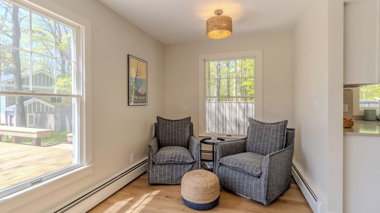 Photo of Livingroom in Empire