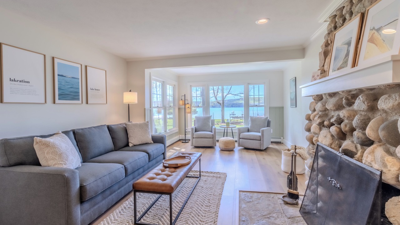 Photo of Livingroom in Empire