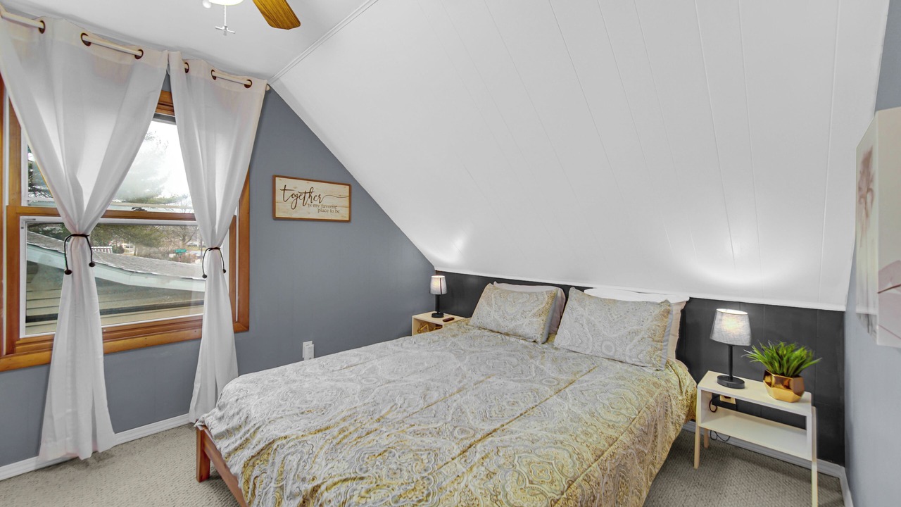 Photo of Bedroom in Michigan City