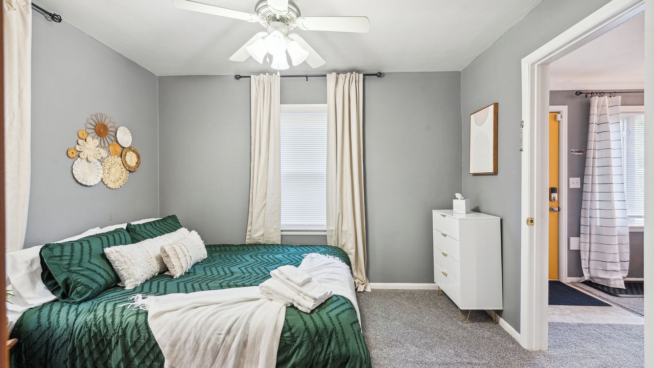Photo of Bedroom in Toledo
