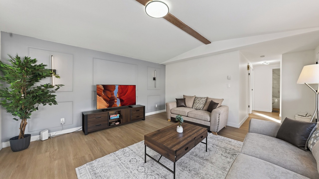 Photo of Livingroom in Southeast Calgary