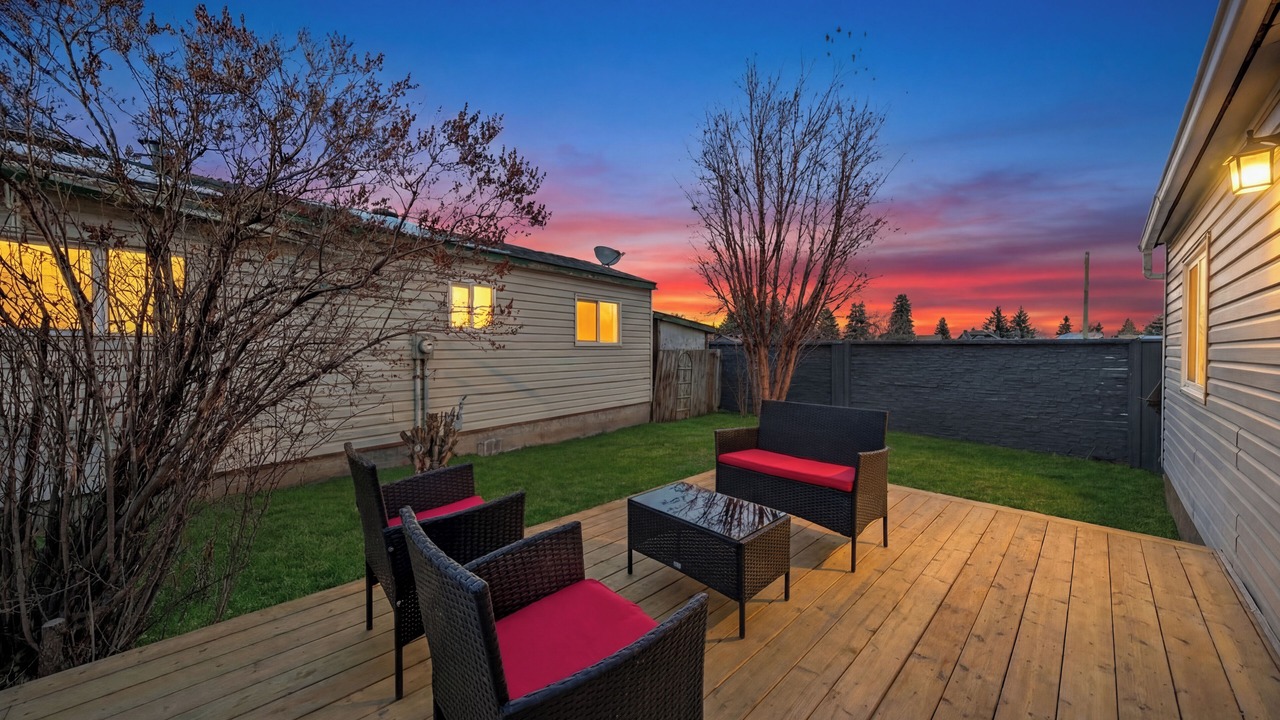 Photo of Patio Balcony in Southeast Calgary