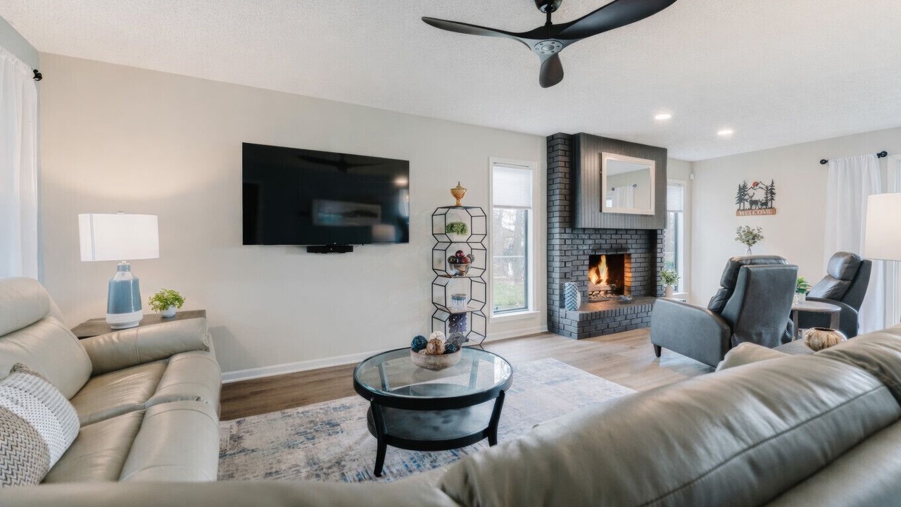 Photo of Livingroom in Lake Orion