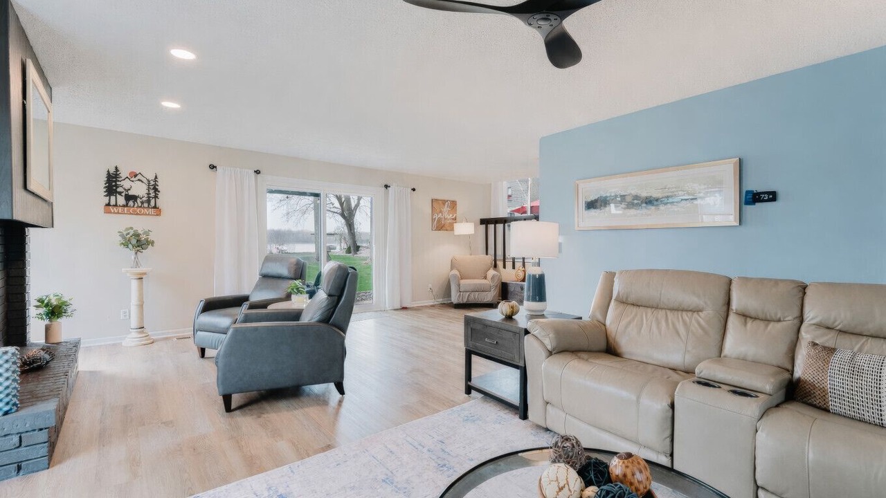 Photo of Livingroom in Lake Orion