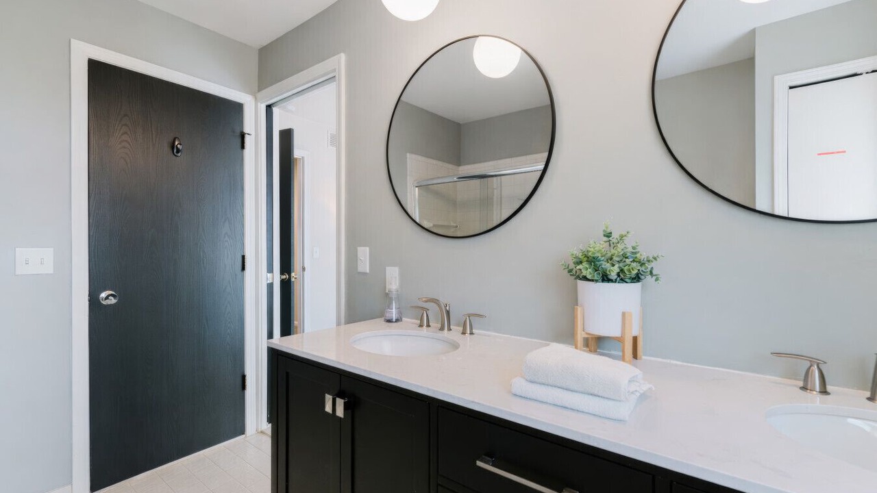Photo of Bathroom in Lake Orion
