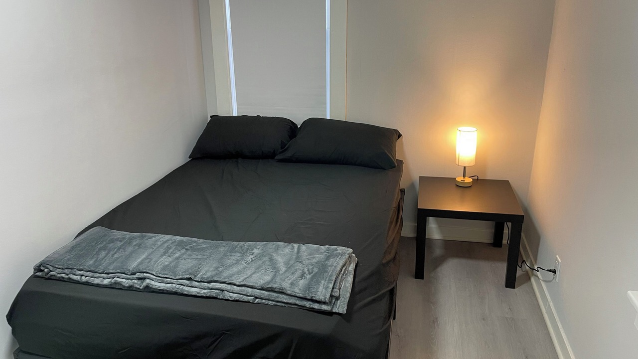 Photo of Bedroom in Lansing