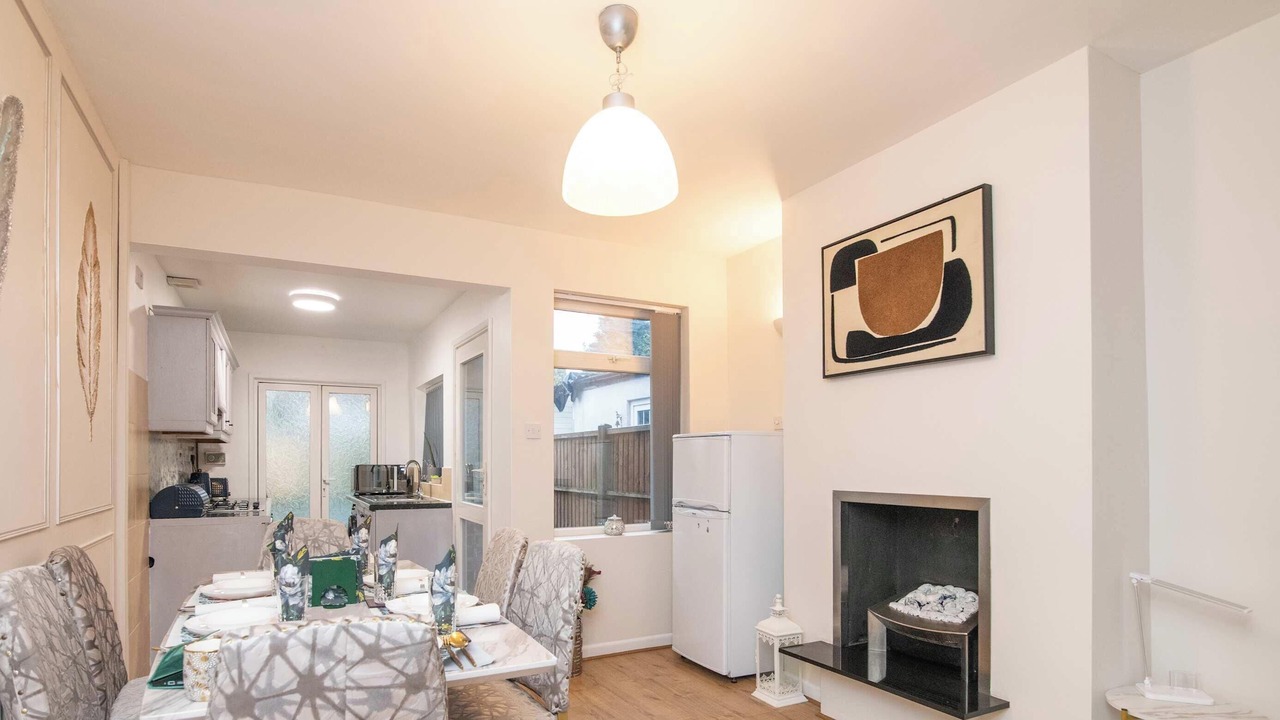 Photo of Livingroom in Quinton