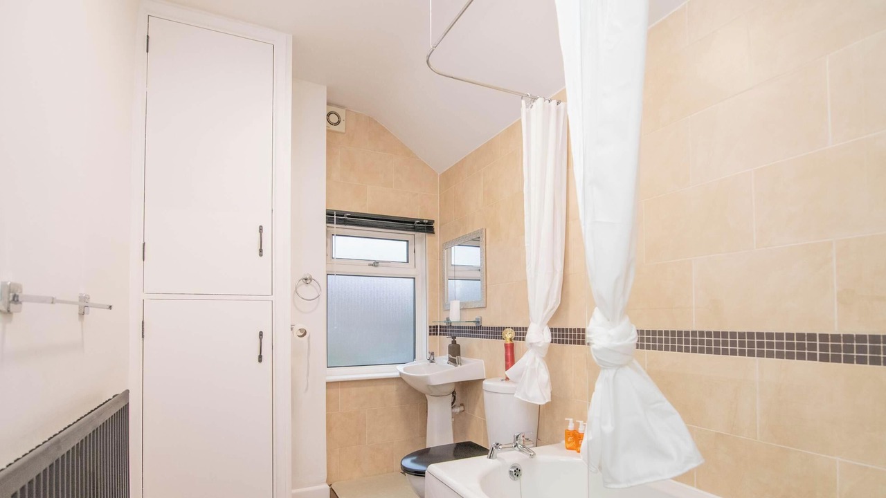 Photo of Bathroom in Quinton