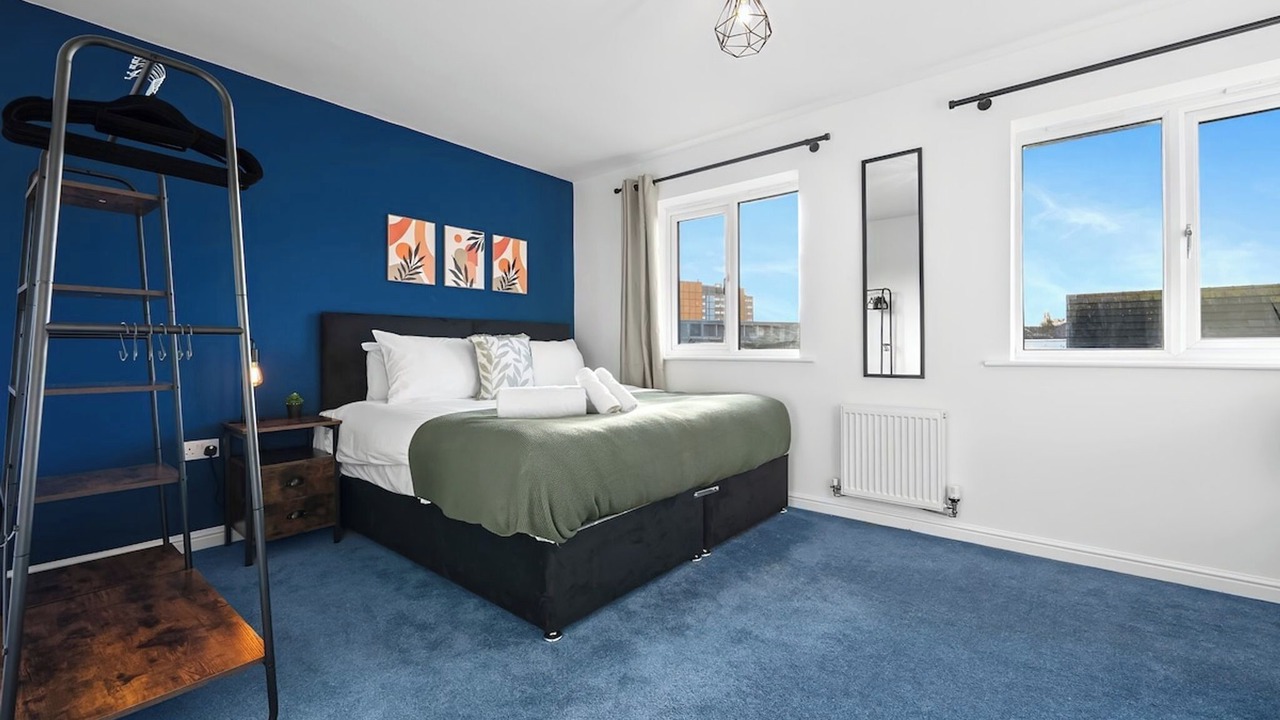 Photo of Bedroom in Smethwick