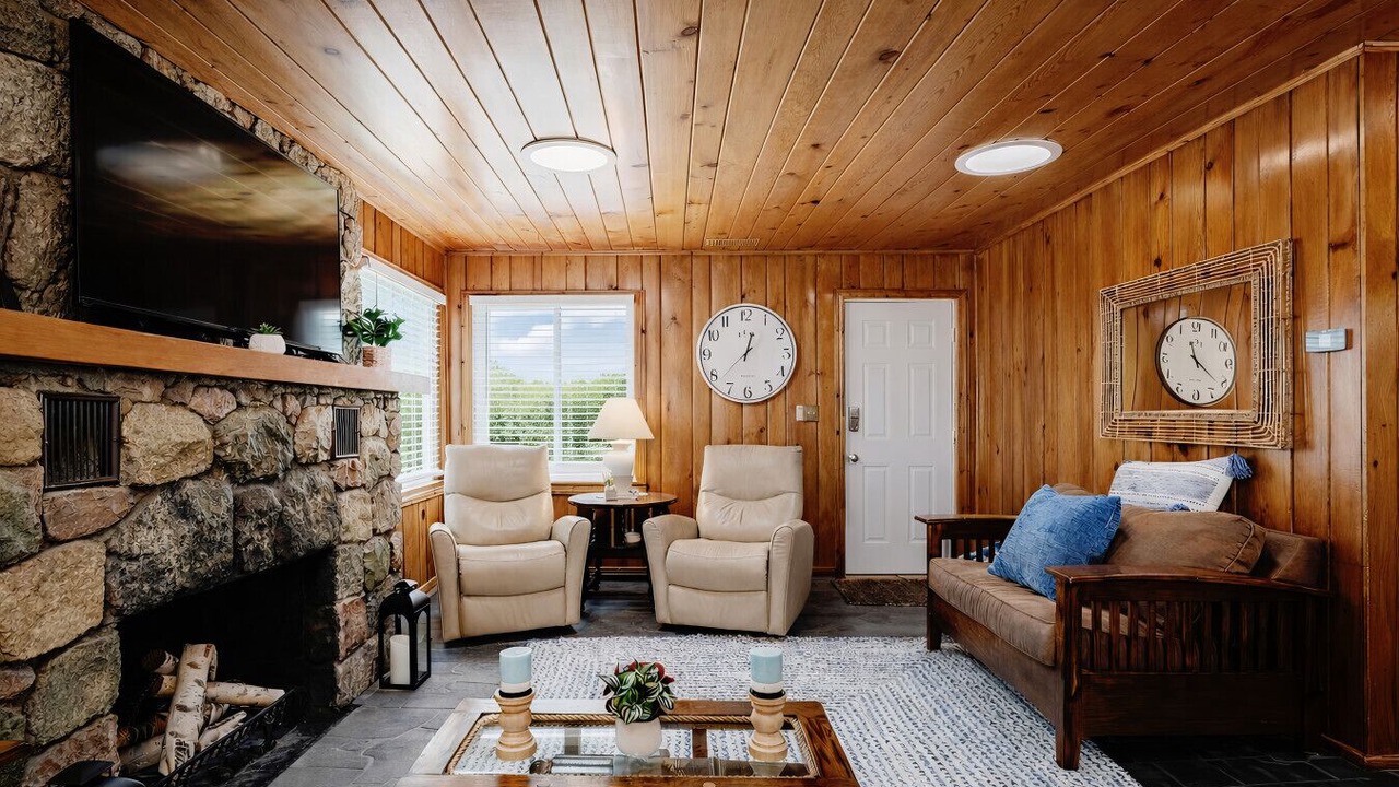Photo of Livingroom in Oscoda