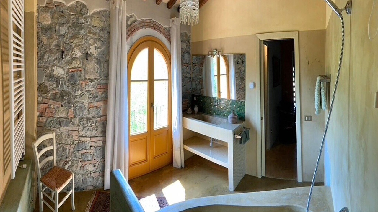 Photo of Bathroom in Chianni