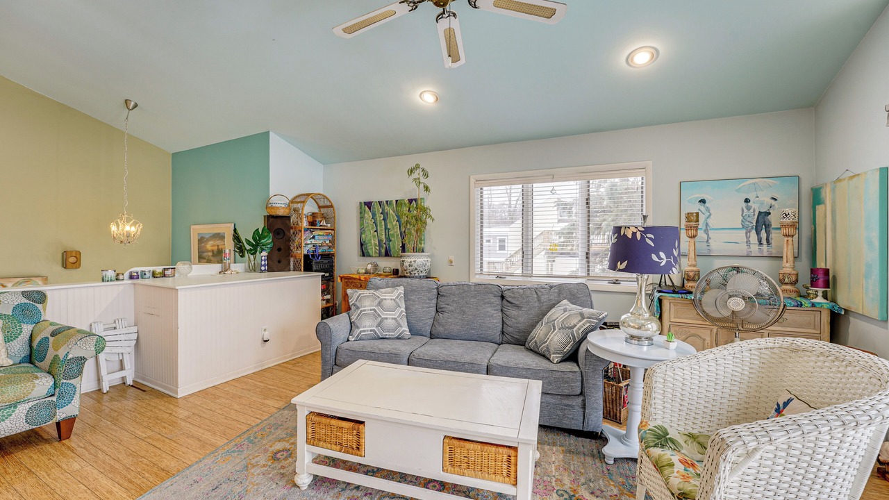 Photo of Livingroom in Ferrysburg