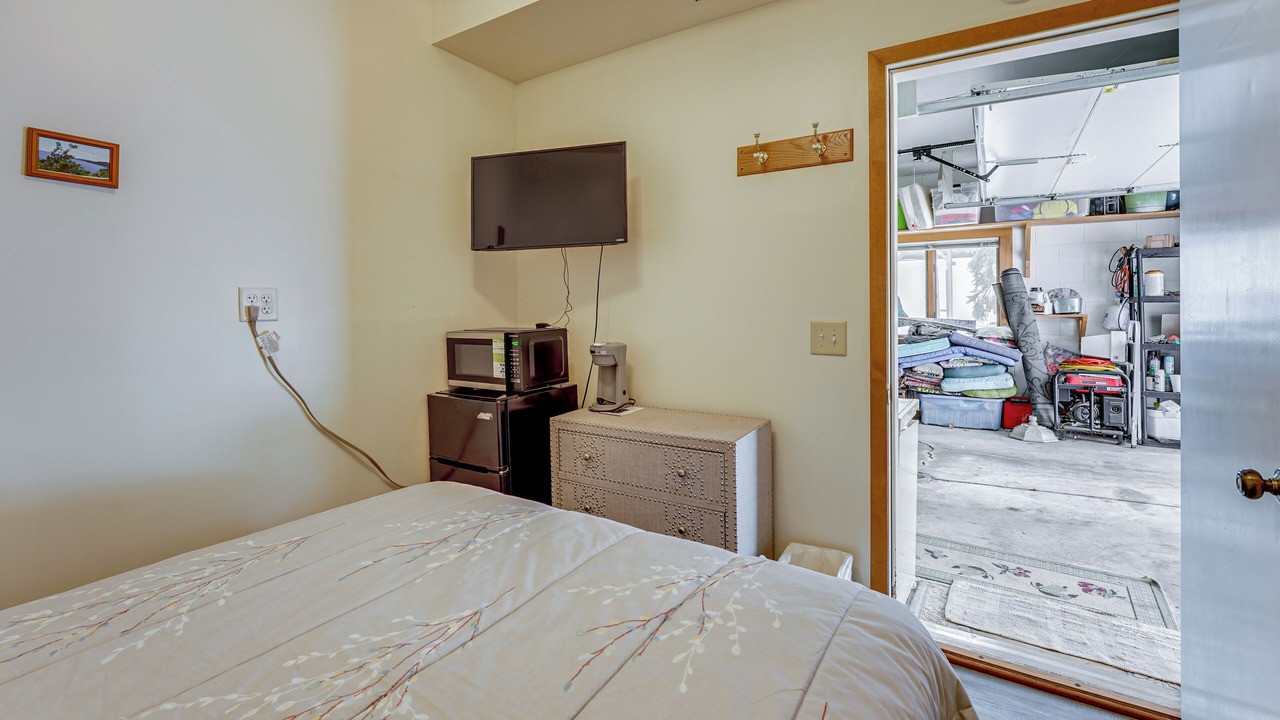 Photo of Bedroom in Ferrysburg