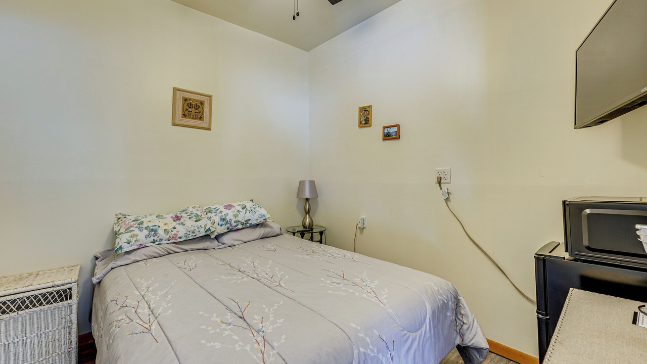 Photo of Bedroom in Ferrysburg