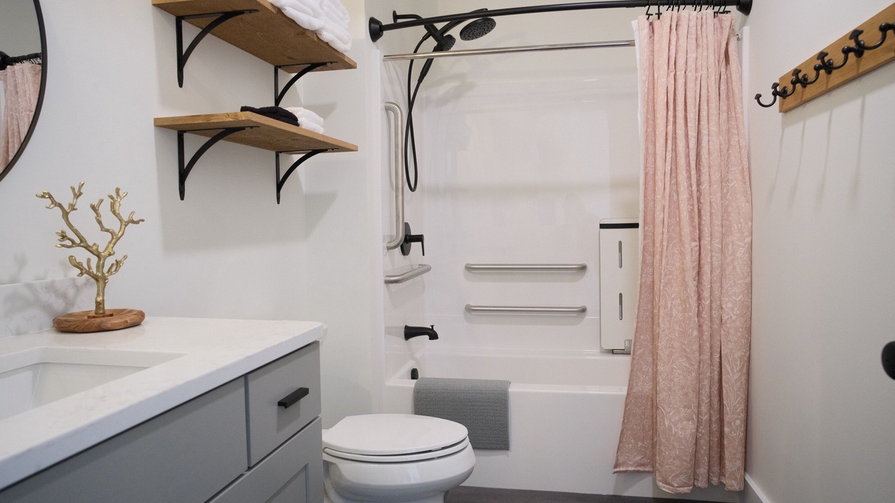 Photo of Bathroom in Indian River