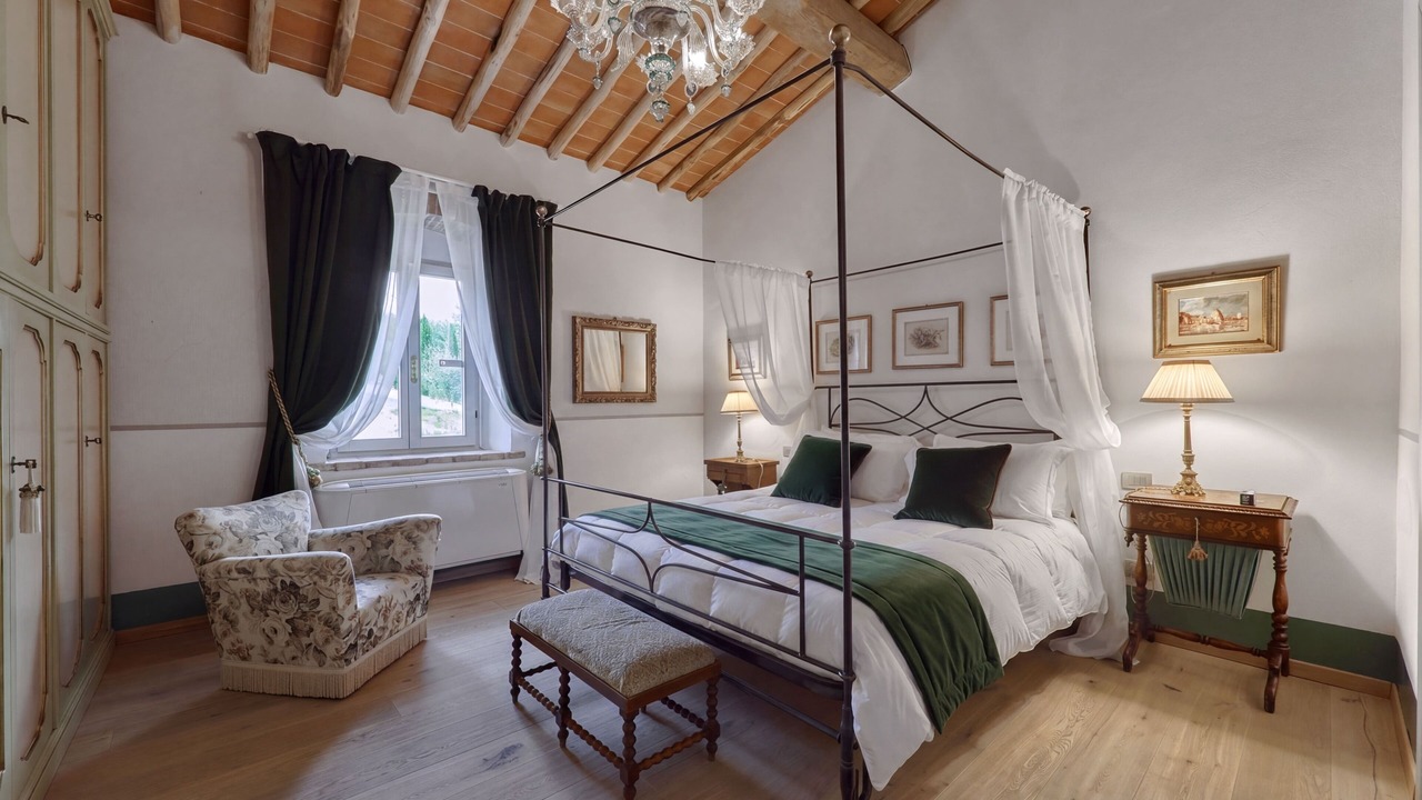 Photo of Bedroom in Barberino Tavarnelle