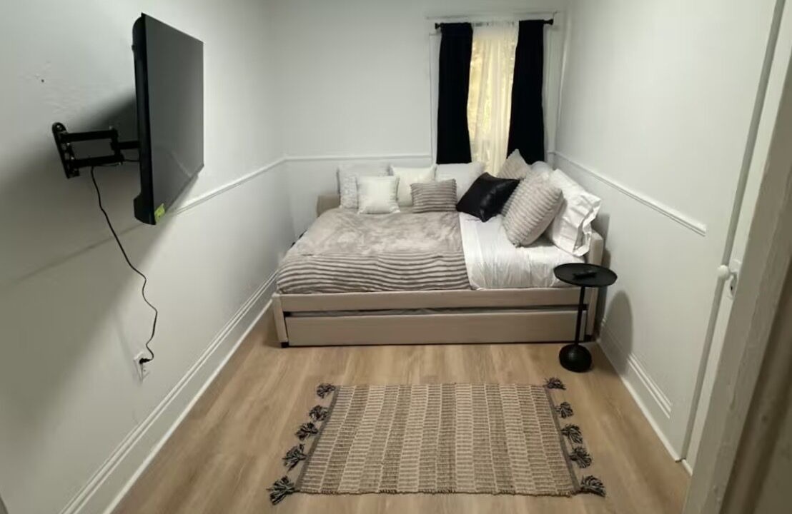 Photo of Bedroom in Michigan City