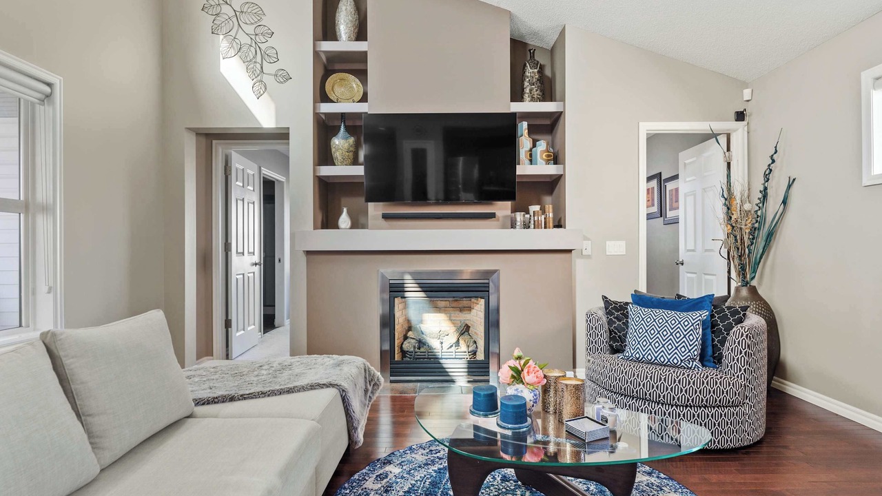 Photo of Livingroom in Calgary