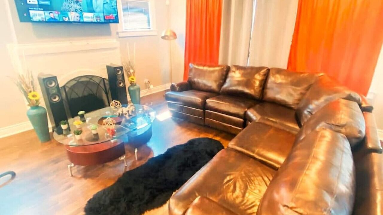Photo of Livingroom in Roseland