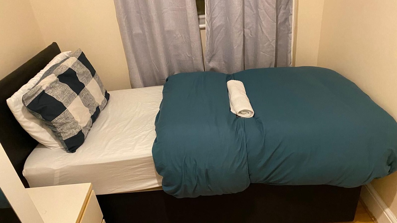 Photo of Bedroom in Cradley