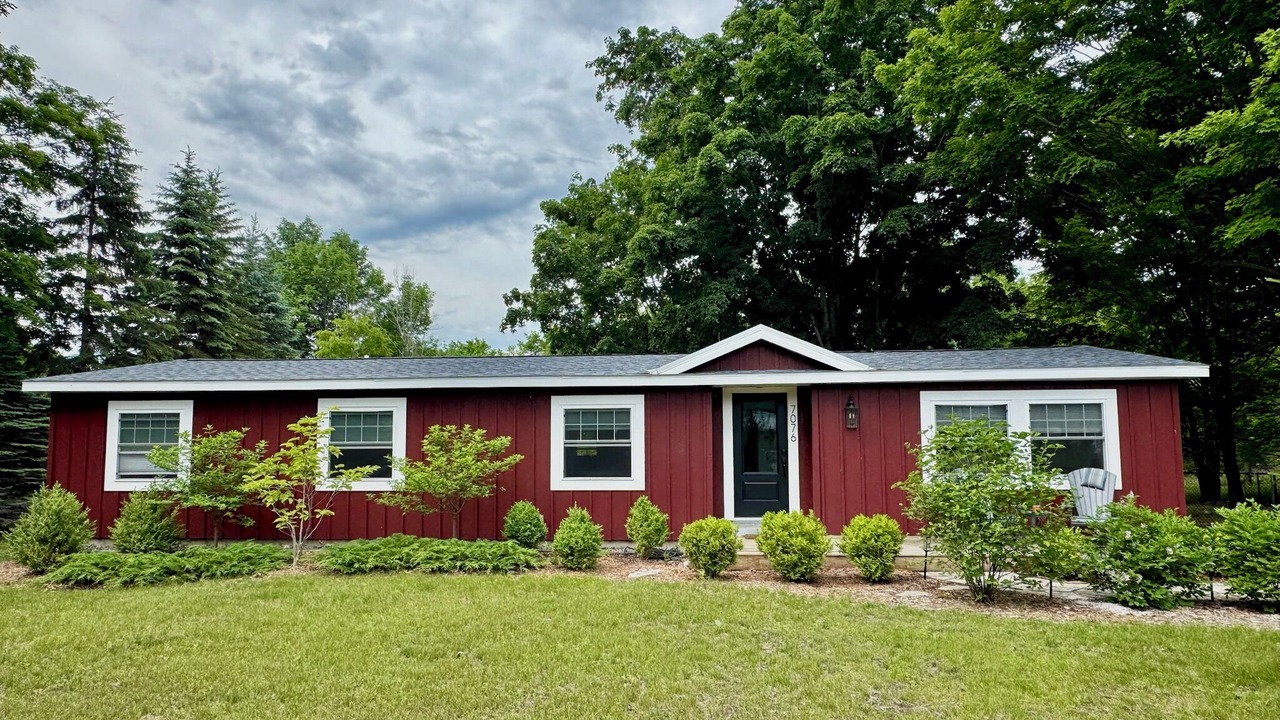 Photo of Outdoor in Maple City