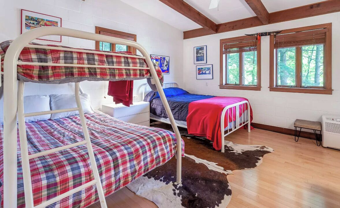Photo of Bedroom in Covert