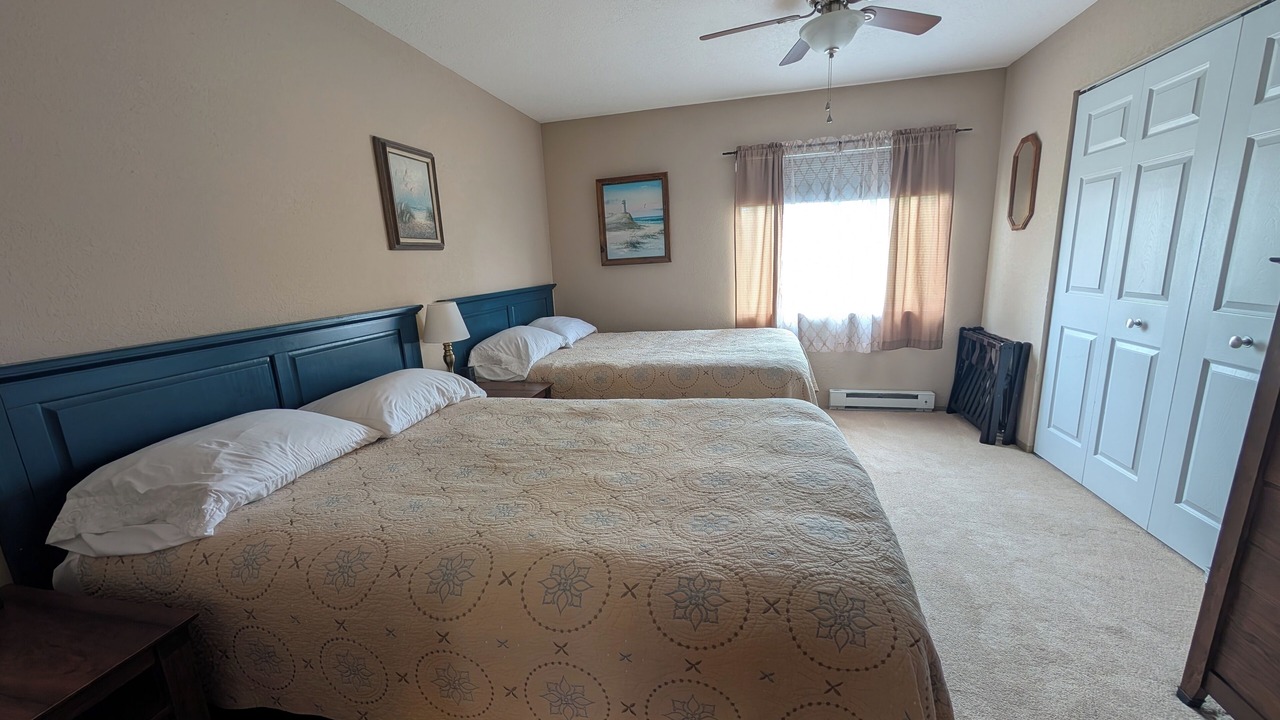 Photo of Bedroom in Oak Harbor