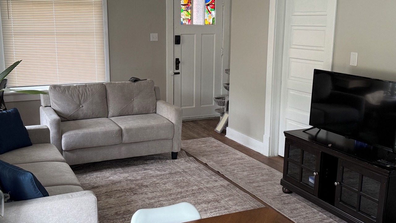 Photo of Livingroom in Michigan City