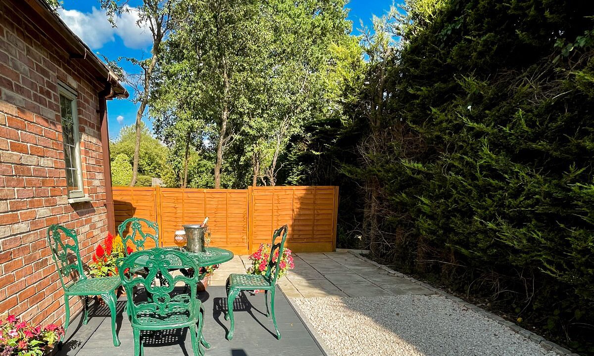 Photo of Outdoor in Saintbury