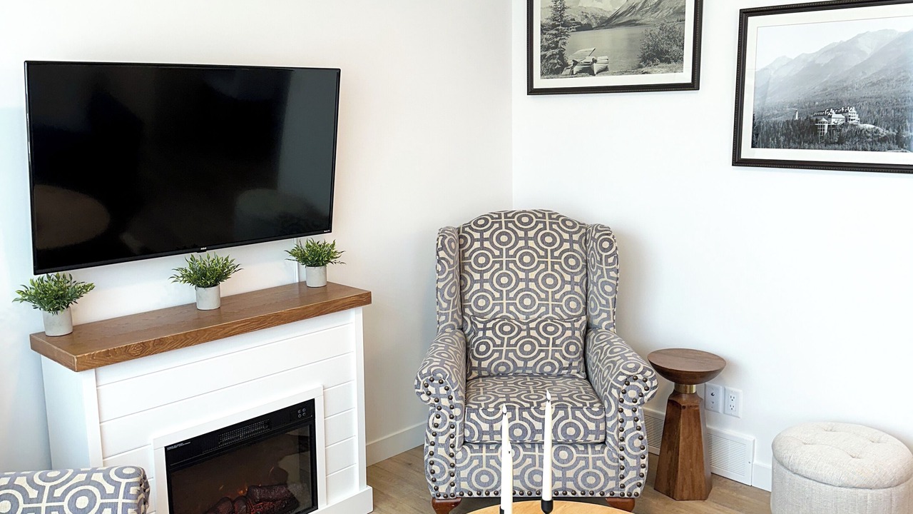 Photo of Livingroom in Cochrane