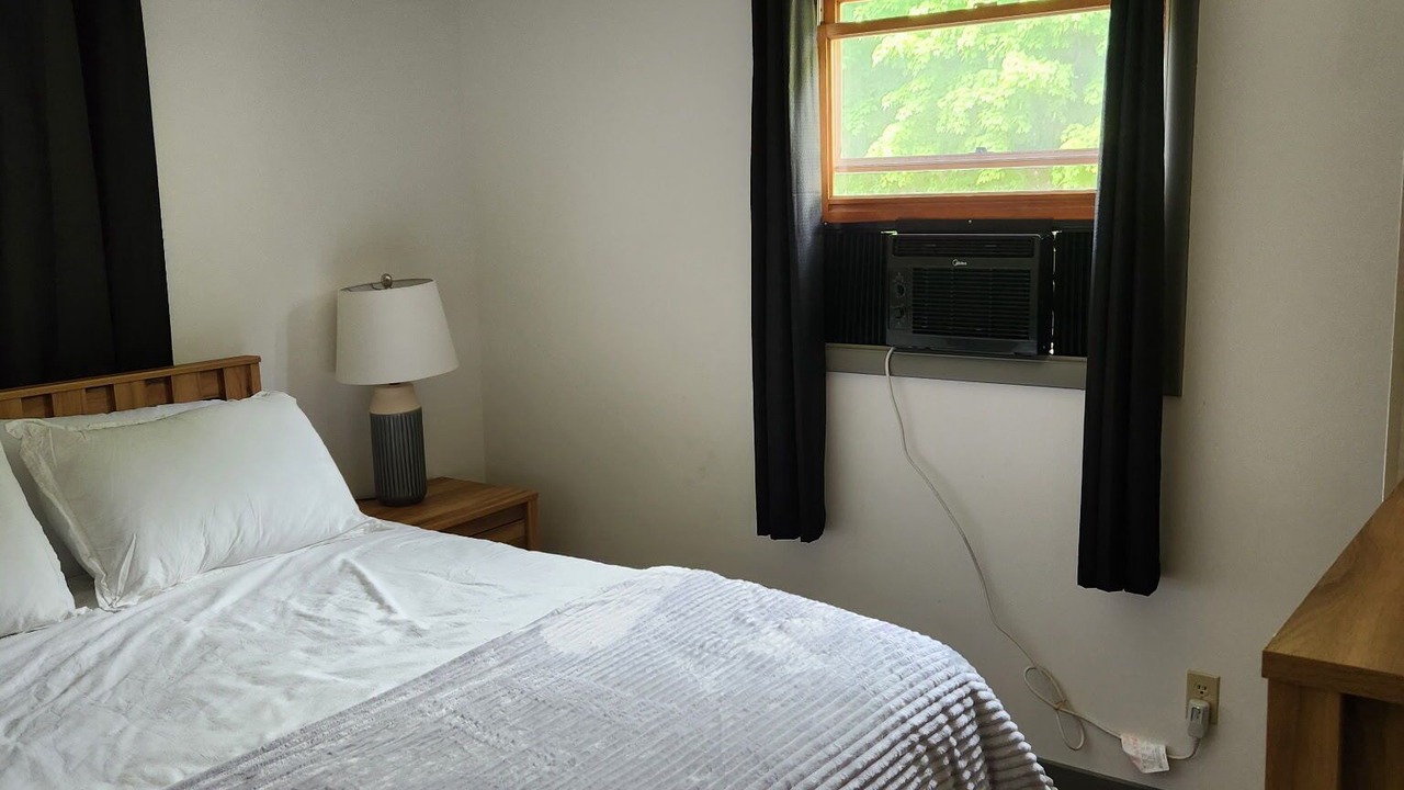 Photo of Bedroom in Houghton