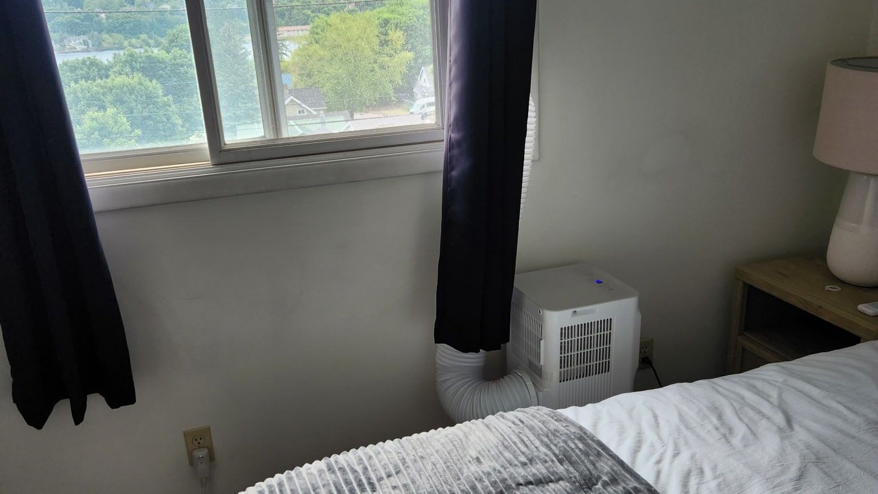 Photo of Bedroom in Houghton