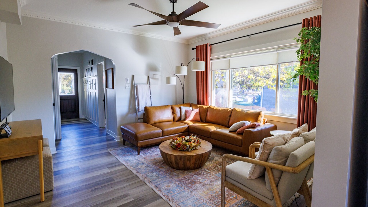 Photo of Livingroom in Mount Clemens