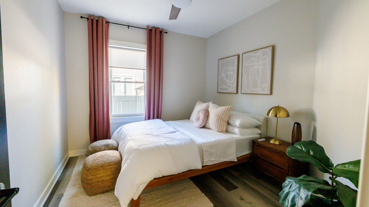 Photo of Bedroom in Mount Clemens
