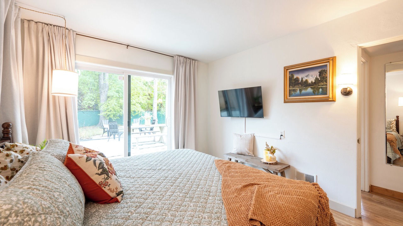 Photo of Bedroom in Midland